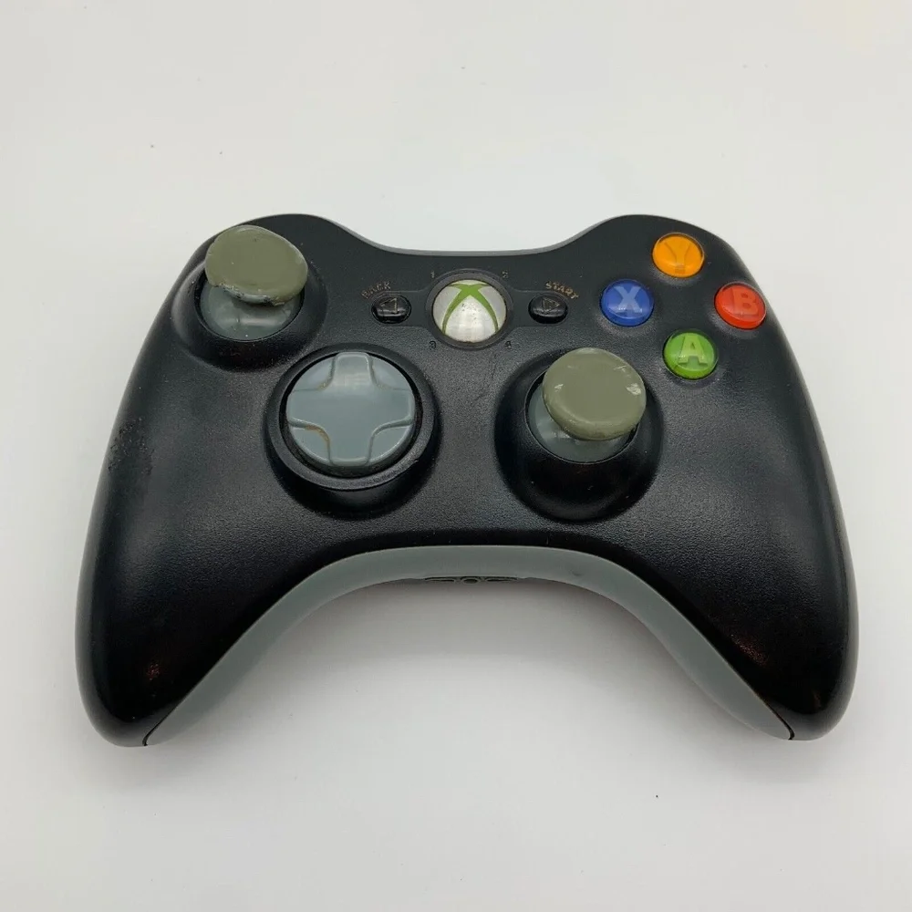Microsoft Xbox 360 Wireless Gaming Controller in Black